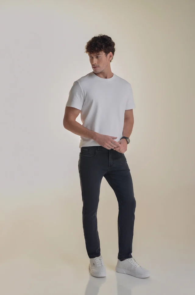 Calça jeans slim, referência 40075, PRETO, vista 1